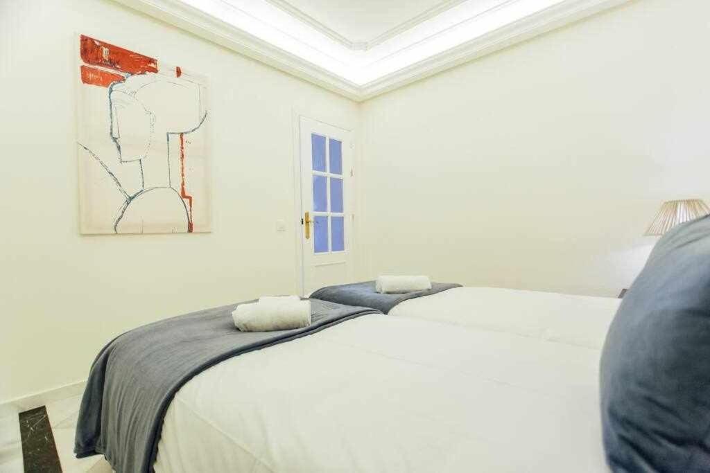 Apartamento Boutique Abades Seville Exterior photo
