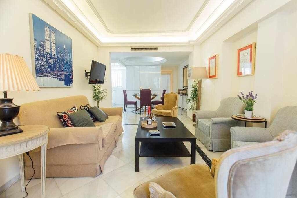 Apartamento Boutique Abades Seville Exterior photo