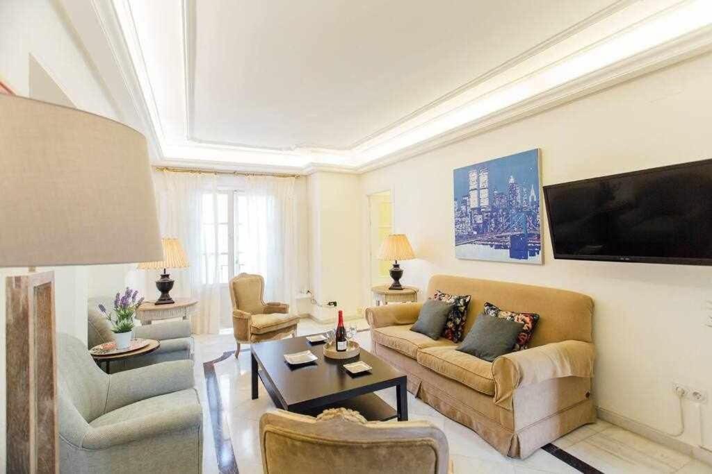 Apartamento Boutique Abades Seville Exterior photo